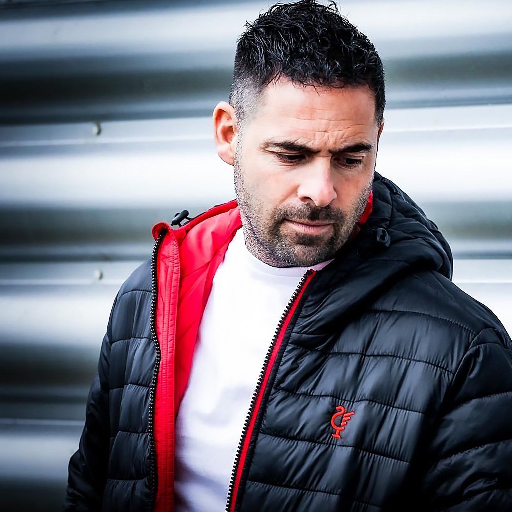 Love Follow Conquer Jackets Liverpool Awayday Puffa Coat black/red